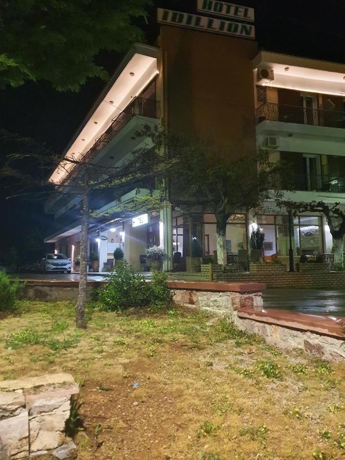 Idillion Hotel Vília Exterior photo